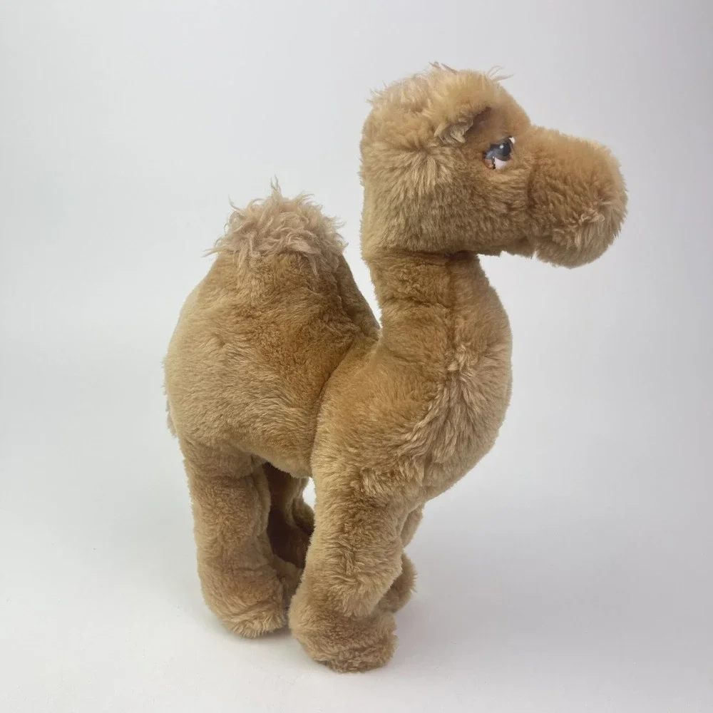 Vintage Dakin Camel Plush‎ Stuffed Toy Standing Animal 1983 Tan Light Brown